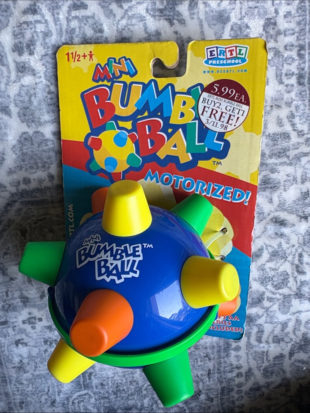 RARE Bumble Ball Motorized Kids Toy (NOS) New in Package 2002 - Picture 3 of 3